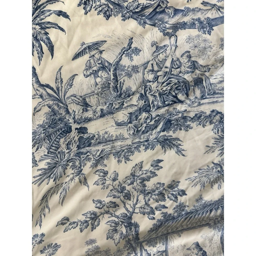 Apron blue and white Toile de Jouy pattern Chinoiserie scenes solid, blue trim